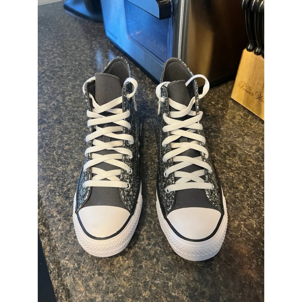 New Converse Kids Chuck Taylor All Star Glitter High Top Sneakers